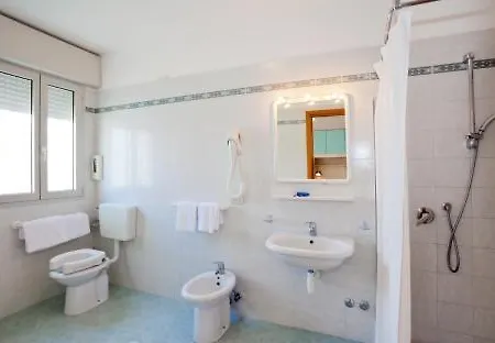 Hotel Marinella 3*