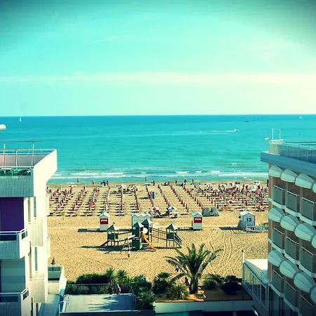 Marinella Hotel 3*